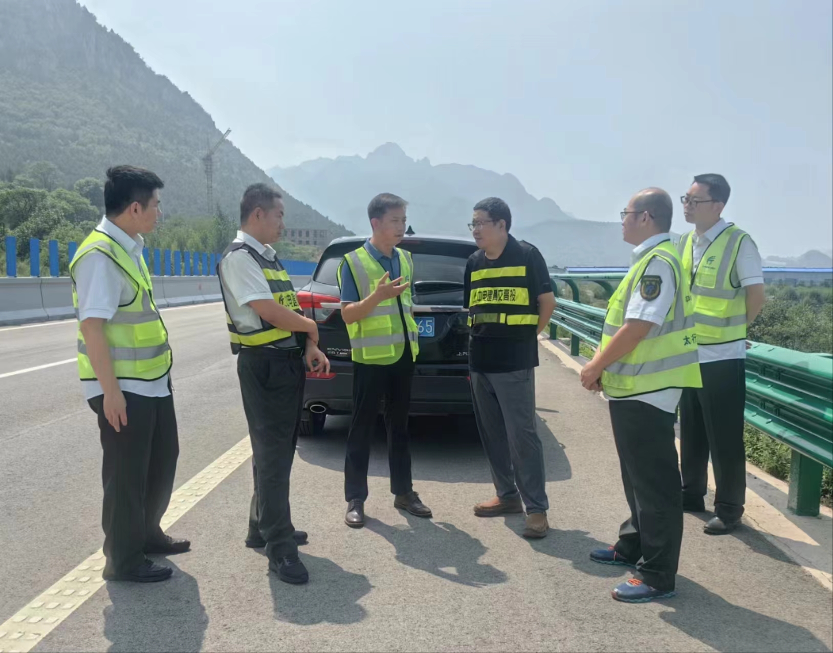 C:\Users\lx\Desktop\4283eb186c18ccb90a7907ce93a7786.jpg C:\Users\lx\Desktop\4283eb186c18ccb90a7907ce93a7786.jpg