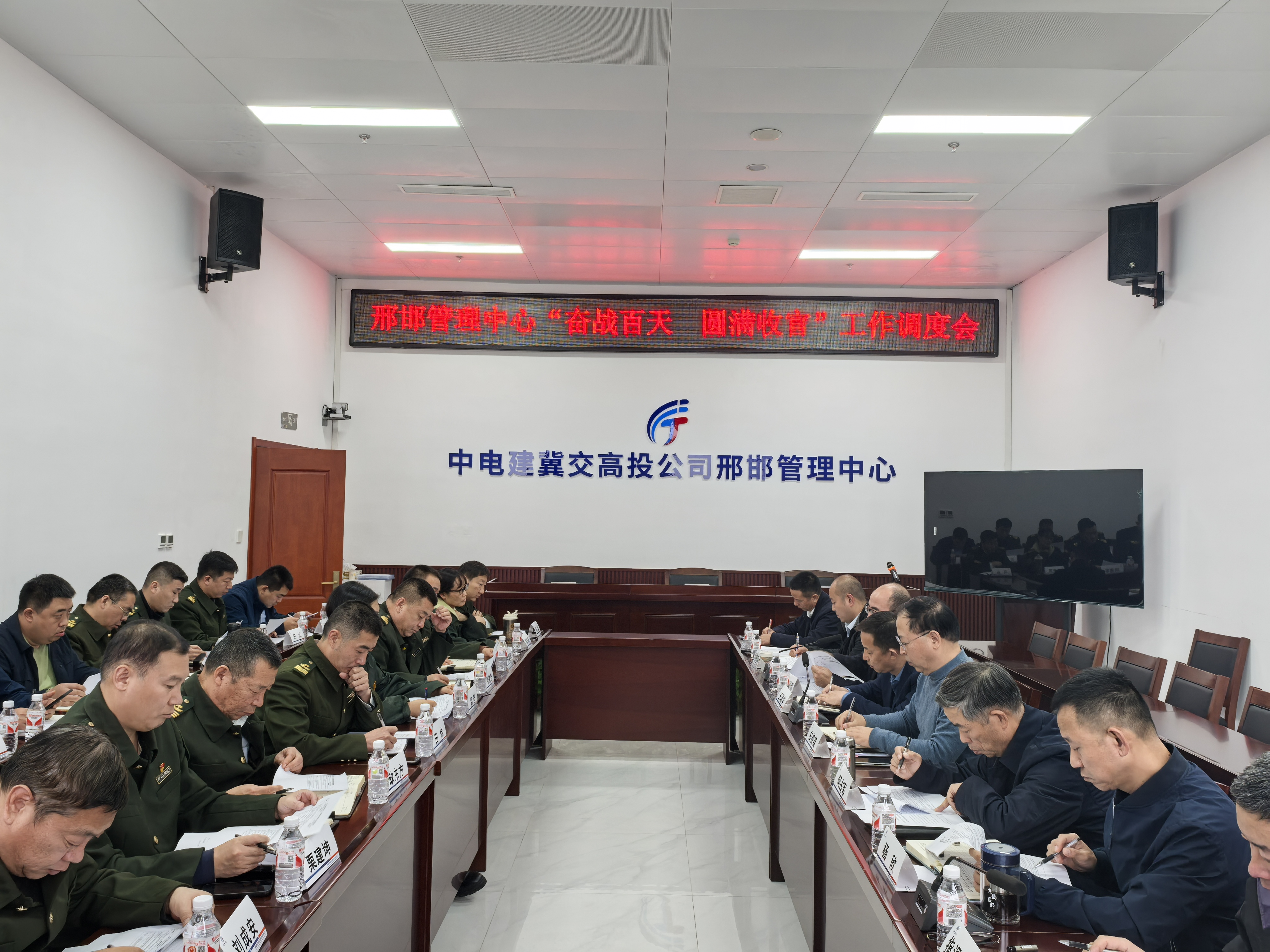 fef8e1127c1c6b6bf2af1019ccaedc4.jpg fef8e1127c1c6b6bf2af1019ccaedc4.jpg