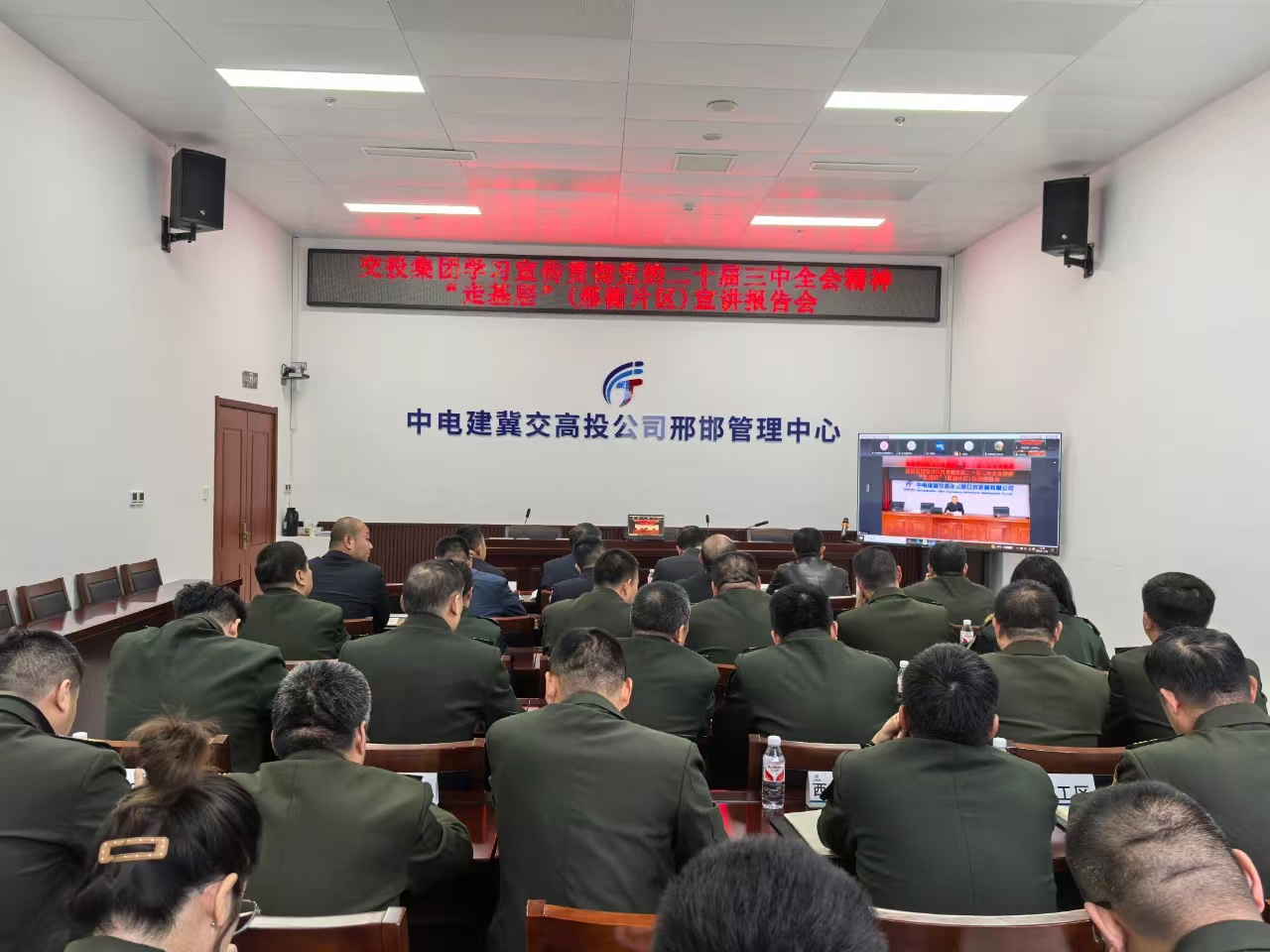 C:\Users\lenovo\Desktop\6ff7a865fbe5e4da7cd76a41755949f.jpg C:\Users\lenovo\Desktop\6ff7a865fbe5e4da7cd76a41755949f.jpg