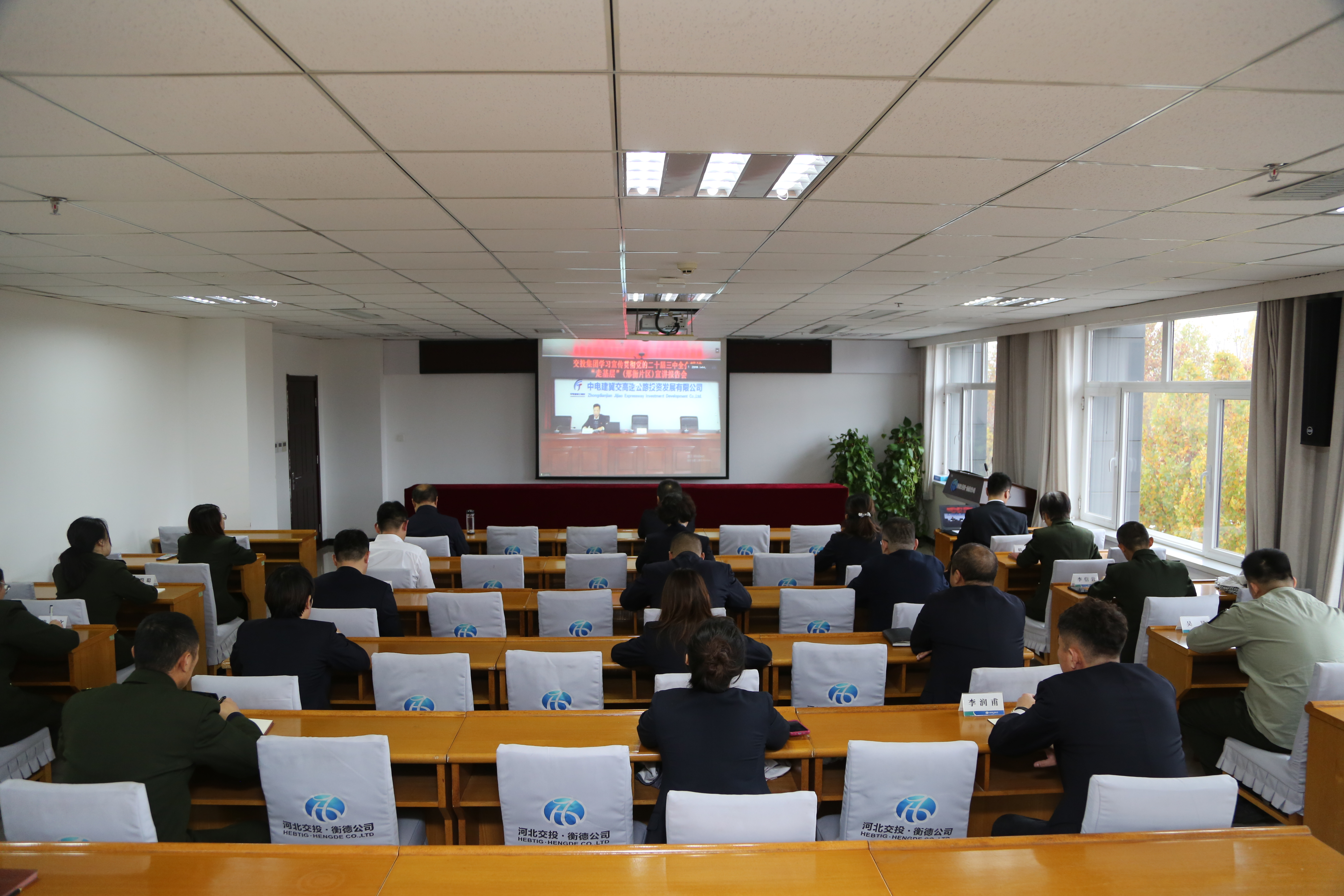 C:\Users\lenovo\Desktop\177fdc4cde0511781d4ab59d4a34600.jpg C:\Users\lenovo\Desktop\177fdc4cde0511781d4ab59d4a34600.jpg