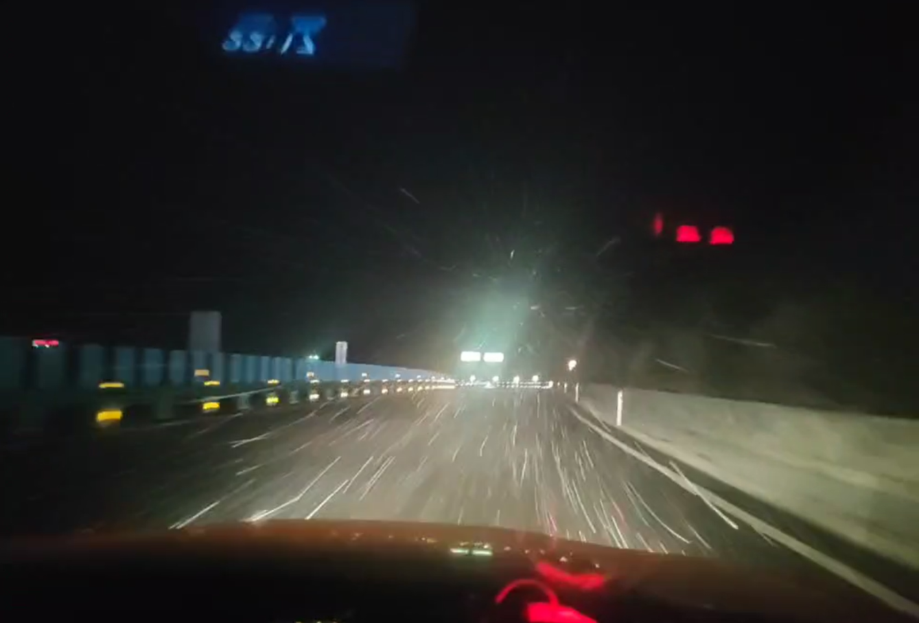 1740187006617.jpg 1740187006617.jpg